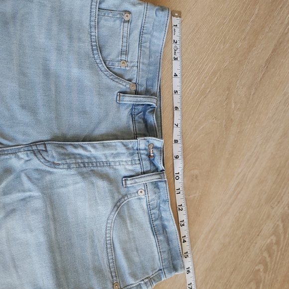 Madewell Women's Classic Blue Denim Shorts Size 29 - Picture 3 of 7